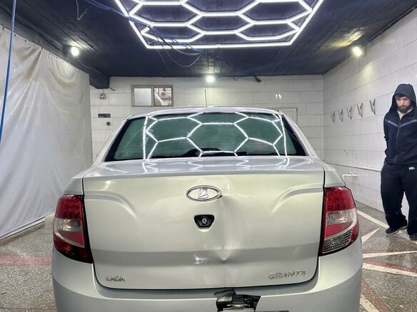 2013 Lada (ВАЗ) Granta I, серебристый, 300000 рублей - вид 1