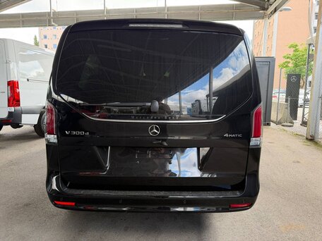 2026 Mercedes-Benz V-Класс Extra Long 300 d экстра длинный III (W447) Рестайлинг 2, чёрный, 12590000 рублей, вид 3