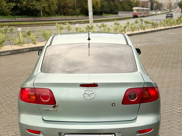 2004 Mazda 3 I (BK), зелёный, 380000 рублей - вид 6