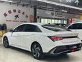 2023 Hyundai Elantra VII (CN7) Рестайлинг, белый, 1550000 рублей - вид 4