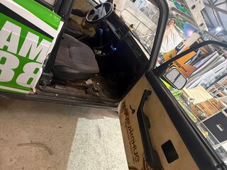 2001 Lada (ВАЗ) 2104 4-speed, белый, 220000 рублей, вид 2