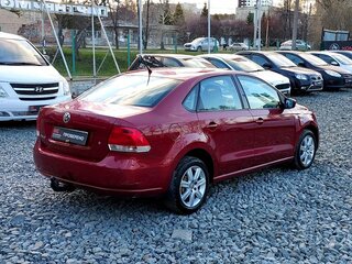 2013 Volkswagen Polo V, красный, 639000 рублей, вид 5