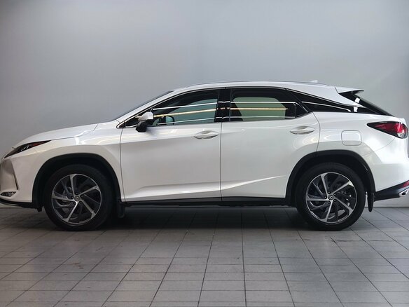 2022 Lexus RX 300 IV Рестайлинг, белый, 5600000 рублей - вид 7