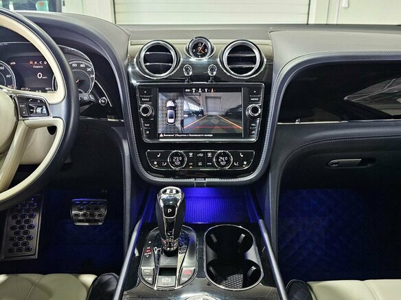2018 Bentley Bentayga I, серый - вид 13