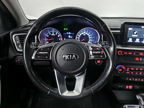 2019 Kia Ceed III, коричневый - вид 11