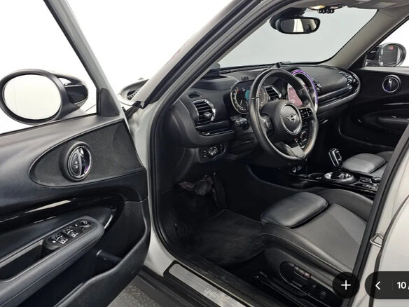 2022 Mini Clubman Cooper II Рестайлинг, белый, 1850000 рублей - вид 9