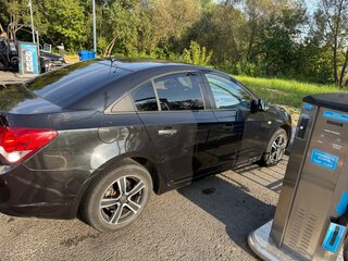 2013 Chevrolet Cruze I Рестайлинг, чёрный, 500000 рублей, вид 2