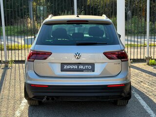 2019 Volkswagen Tiguan II, серебристый, 2859000 рублей, вид 5