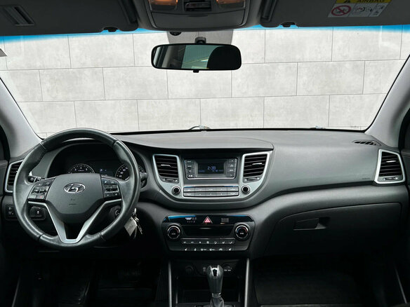 2018 Hyundai Tucson III, белый, 2110000 рублей - вид 15
