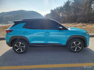 2022 Chevrolet TrailBlazer III, голубой, 1435028 рублей, вид 4