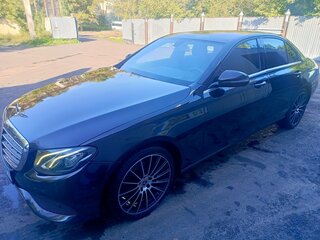 2018 Mercedes-Benz E-Класс 200 V (W213, S213, C238), чёрный, 1735000 рублей, вид 3
