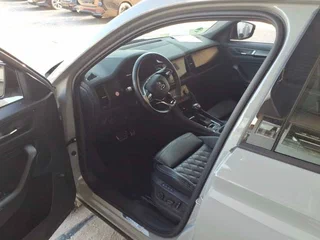 2023 Skoda Kodiaq I Рестайлинг, серый, 3980000 рублей, вид 3