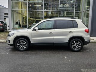 2015 Volkswagen Tiguan I Рестайлинг, серебристый, 1159000 рублей, вид 2
