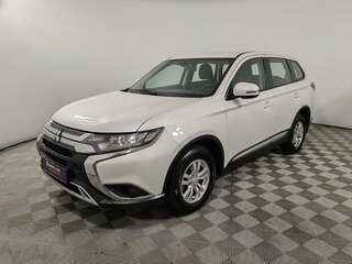 2019 Mitsubishi Outlander III Рестайлинг 3, белый, 1939000 рублей, вид 1