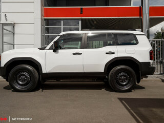 2024 Toyota Land Cruiser Prado 250 Series, белый, 9690000 рублей, вид 5