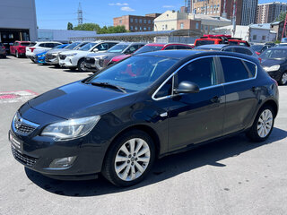 Opel Astra J