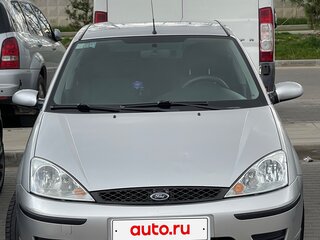 2004 Ford Focus I Рестайлинг, серебристый, 290000 рублей, вид 2