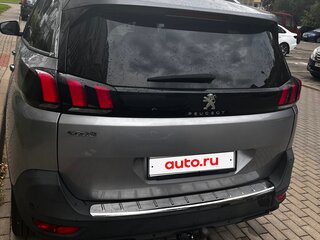 2018 Peugeot 5008 II, серебристый, 1380000 рублей, вид 4