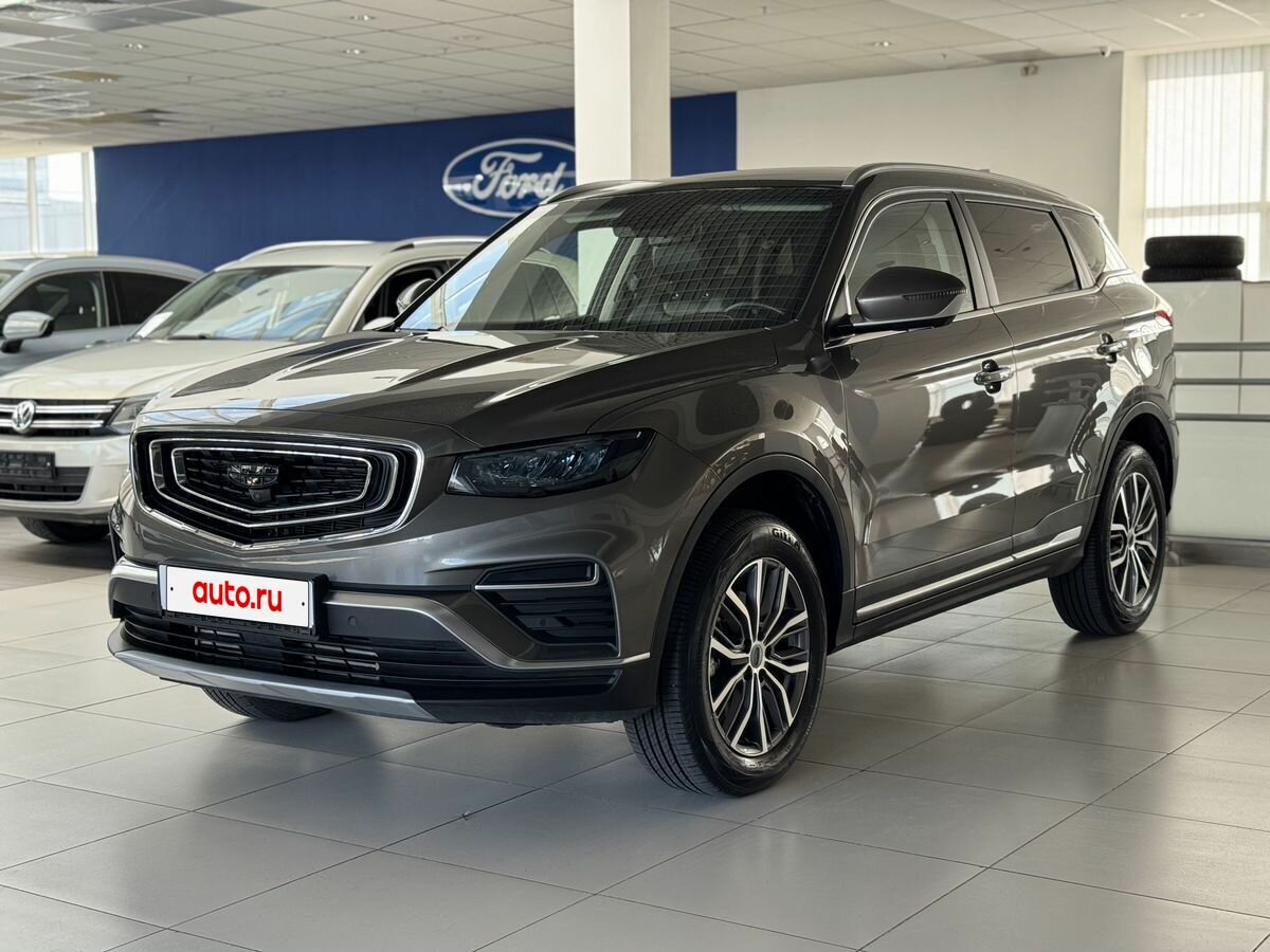 Открыть фотографии: Geely Atlas Pro