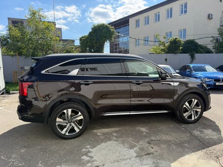2021 Kia Sorento IV, коричневый, 2850000 рублей, вид 5
