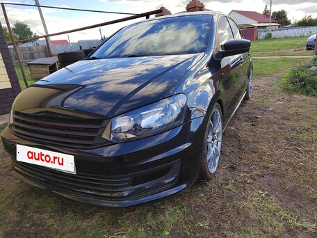 2019 Volkswagen Polo V Рестайлинг, чёрный, 1650000 рублей, вид 4