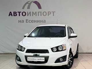 2014 Chevrolet Aveo II, белый, 600000 рублей, вид 1