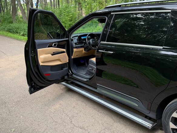 2020 Kia Carnival IV, чёрный, 4050000 рублей - вид 13