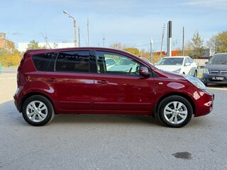 2013 Nissan Note I Рестайлинг, красный, 845000 рублей, вид 5