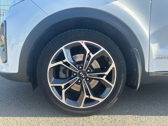 2018 Kia Sportage IV Рестайлинг, белый, 2550000 рублей - вид 14