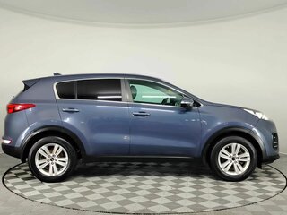 2017 Kia Sportage IV, синий, 1890000 рублей, вид 4