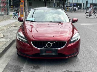 2017 Volvo V40 II Рестайлинг, красный, 1250000 рублей, вид 2