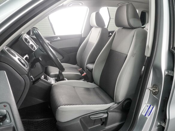 2011 Volkswagen Tiguan I, серебристый - вид 9