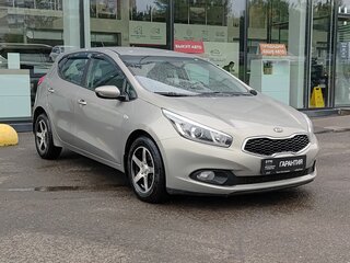 2013 Kia Ceed II, серебристый, 861000 рублей, вид 3