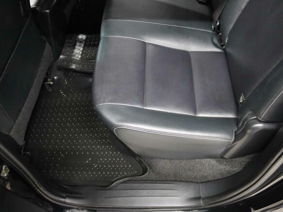 2017 Toyota Hilux VIII, чёрный, 2895950 рублей - вид 14