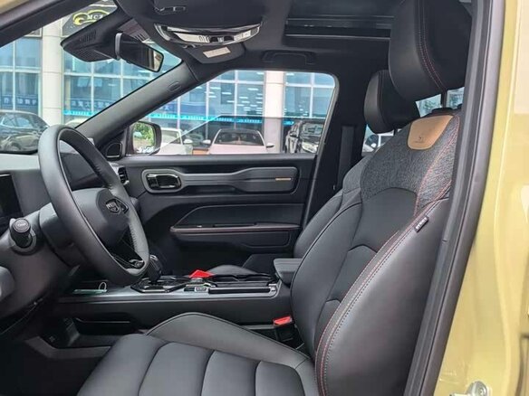 2024 Geely Cowboy, бежевый, 2661215 рублей - вид 13