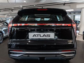 2026 Geely Atlas II, чёрный, 4119990 рублей, вид 5