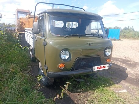 2015 УАЗ 3303, зелёный, 670000 рублей, вид 1