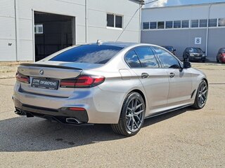 2018 BMW 5 серии 530d xDrive VII (G30/G31/G38), серый, 4157900 рублей, вид 5