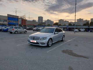 2010 Mercedes-Benz C-Класс 180 BlueEFFICIENCY III (W204), серебристый, 1000000 рублей, вид 2