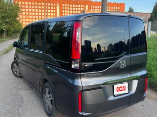 2015 Honda Stepwgn V, серый, 1350000 рублей, вид 3