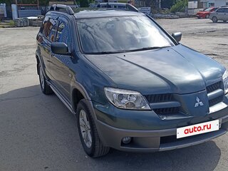 2006 Mitsubishi Outlander I, зелёный, 700000 рублей, вид 2
