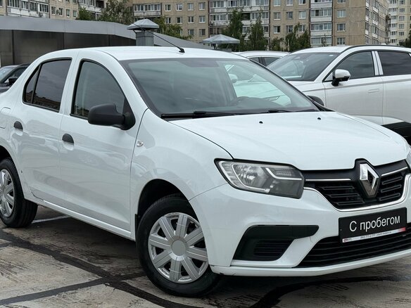 2019 Renault Logan II Рестайлинг, белый, 499000 рублей
