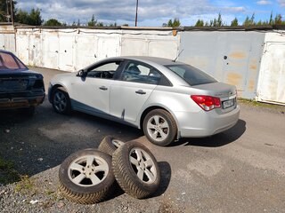 2011 Chevrolet Cruze I, серебристый, 580000 рублей, вид 3