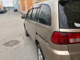 2004 Nissan Liberty, серый, 400000 рублей, вид 3