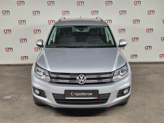 2016 Volkswagen Tiguan I Рестайлинг, серебристый, 1399000 рублей, вид 2