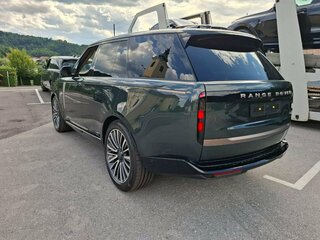 2026 Land Rover Range Rover P615 MHEV V, зелёный, 36790000 рублей, вид 4