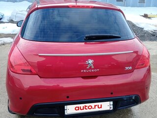 2011 Peugeot 308 I Рестайлинг, красный, 550000 рублей, вид 3