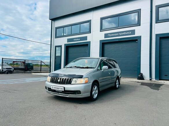 2002 Nissan Bassara, серый, 559000 рублей - вид 2
