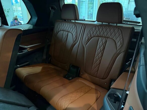2026 BMW X7 40d I (G07) Рестайлинг, серый, 17900000 рублей - вид 8