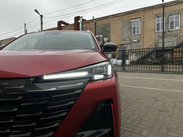 2024 Changan UNI-S I, красный, 2279000 рублей - вид 36